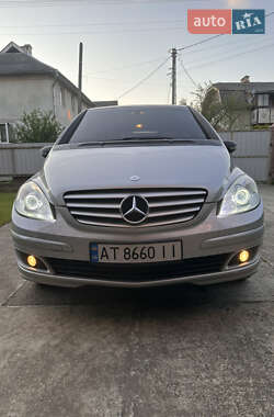 Хетчбек Mercedes-Benz B-Class 2006 в 