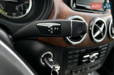 Хэтчбек Mercedes-Benz B-Class 2014 в 