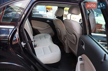 Хетчбек Mercedes-Benz B-Class 2016 в 