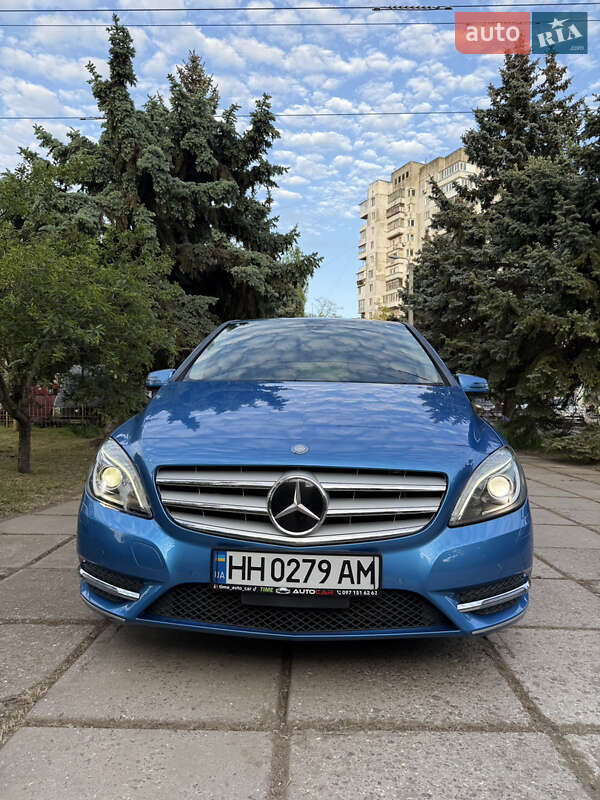 Хэтчбек Mercedes-Benz B-Class 2013 в Одессе