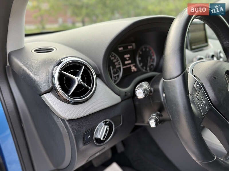 Хэтчбек Mercedes-Benz B-Class 2013 в Одессе