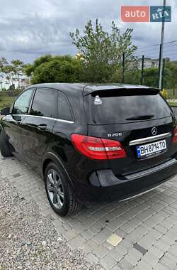 Хэтчбек Mercedes-Benz B-Class 2014 в 