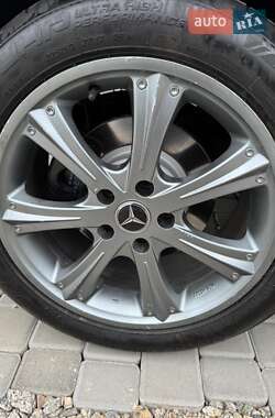Хэтчбек Mercedes-Benz B-Class 2014 в 
