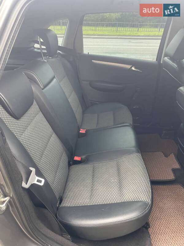 Хетчбек Mercedes-Benz B-Class 2009 в Львові
