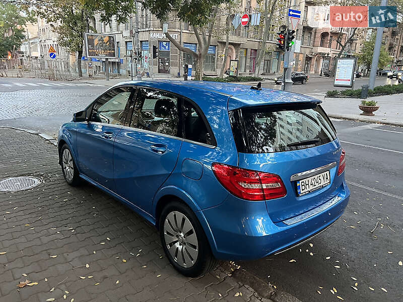 Хэтчбек Mercedes-Benz B-Class 2014 в Одессе