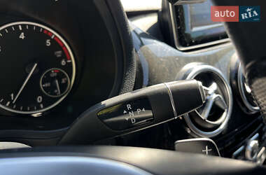 Хэтчбек Mercedes-Benz B-Class 2014 в 