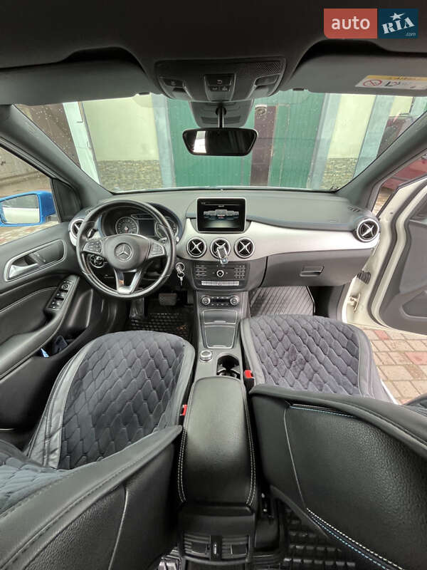 Хетчбек Mercedes-Benz B-Class 2015 в Золочеві