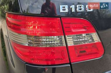 Хетчбек Mercedes-Benz B-Class 2011 в 