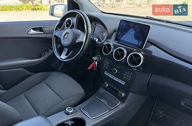 Хэтчбек Mercedes-Benz B-Class 2015 в 