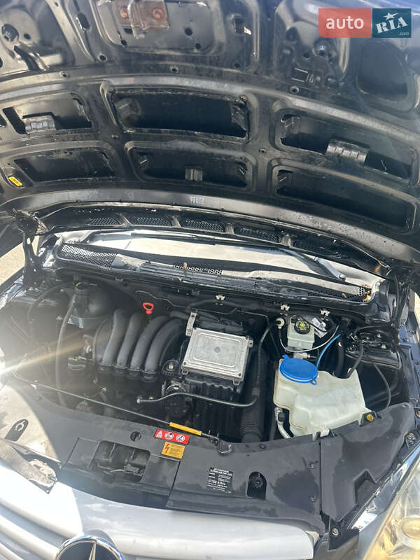 Хэтчбек Mercedes-Benz B-Class 2006 в Киеве
