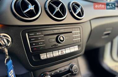 Хэтчбек Mercedes-Benz B-Class 2015 в 
