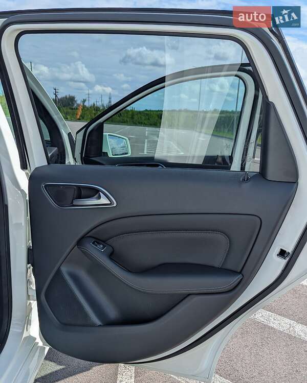 Хетчбек Mercedes-Benz B-Class 2015 в Рівному