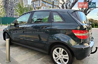 Хэтчбек Mercedes-Benz B-Class 2006 в 