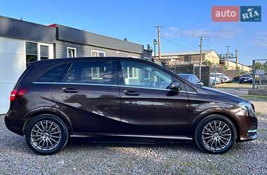 Хетчбек Mercedes-Benz B-Class 2017 в 