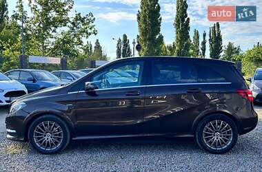 Хетчбек Mercedes-Benz B-Class 2017 в 