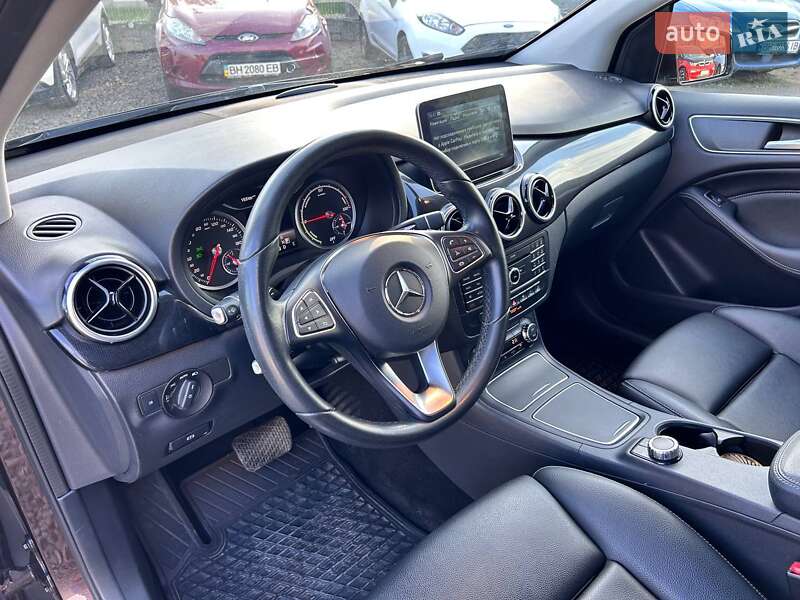 Хэтчбек Mercedes-Benz B-Class 2017 в Одессе