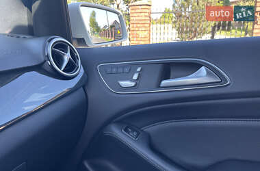 Хетчбек Mercedes-Benz B-Class 2017 в 
