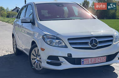 Хетчбек Mercedes-Benz B-Class 2017 в 