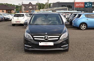 Хэтчбек Mercedes-Benz B-Class 2016 в 
