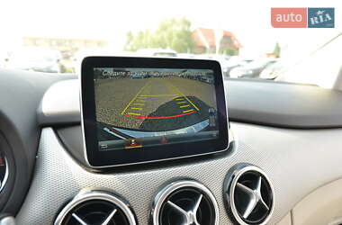 Хэтчбек Mercedes-Benz B-Class 2016 в 