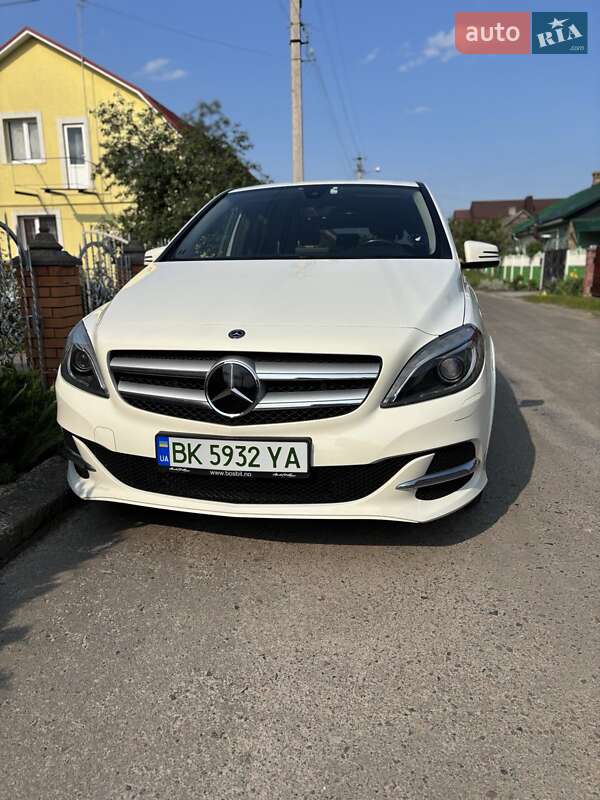 Хэтчбек Mercedes-Benz B-Class 2017 в Ровно