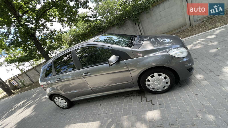 Хэтчбек Mercedes-Benz B-Class 2009 в Николаеве