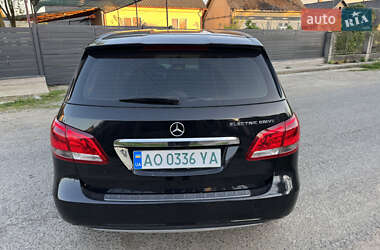 Хэтчбек Mercedes-Benz B-Class 2015 в 