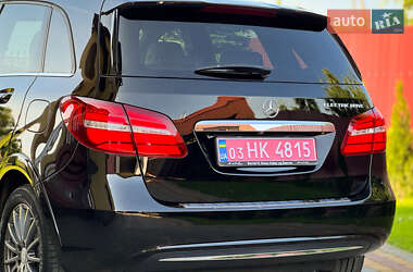 Хэтчбек Mercedes-Benz B-Class 2015 в 