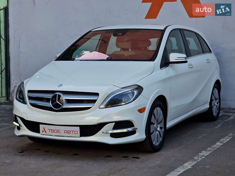 Хэтчбек Mercedes-Benz B-Class 2015 в Одессе фото 5 Хэтчбек Mercedes-Benz B-Class 2015 в Одессе