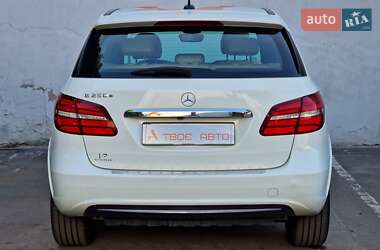 Хэтчбек Mercedes-Benz B-Class 2015 в 