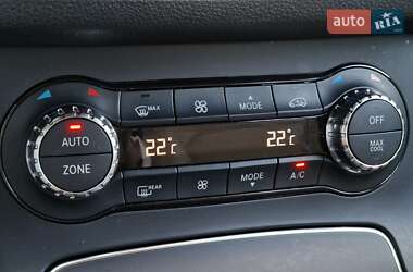 Хэтчбек Mercedes-Benz B-Class 2015 в 