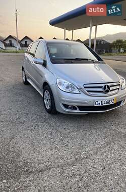 Хэтчбек Mercedes-Benz B-Class 2007 в 