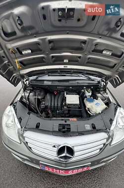 Хэтчбек Mercedes-Benz B-Class 2007 в 