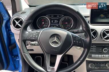Хэтчбек Mercedes-Benz B-Class 2015 в 