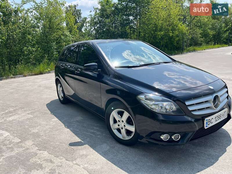 Mercedes-Benz B-Class 2012