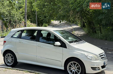 Хэтчбек Mercedes-Benz B-Class 2011 в Киеве