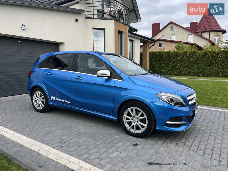 Хэтчбек Mercedes-Benz B-Class 2016 в Тернополе