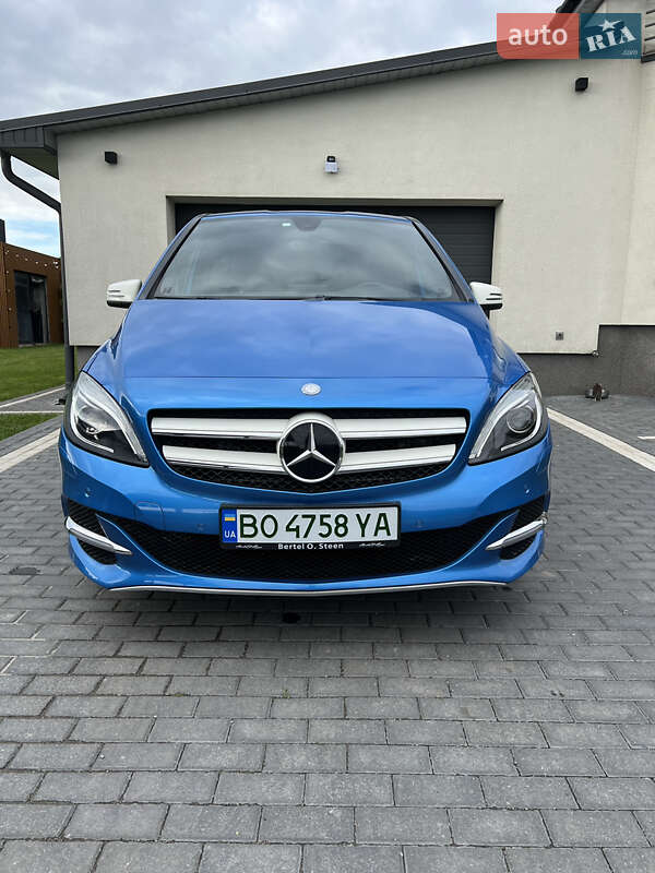 Хэтчбек Mercedes-Benz B-Class 2016 в Тернополе