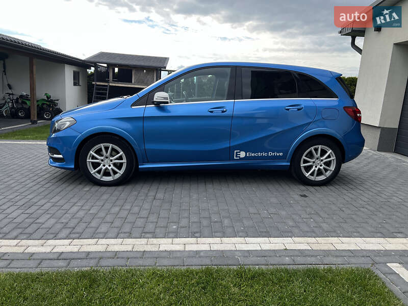 Хэтчбек Mercedes-Benz B-Class 2016 в Тернополе