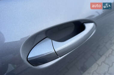 Хэтчбек Mercedes-Benz B-Class 2017 в 