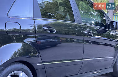 Хэтчбек Mercedes-Benz B-Class 2010 в 
