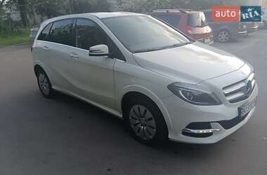 Хэтчбек Mercedes-Benz B-Class 2016 в Львове