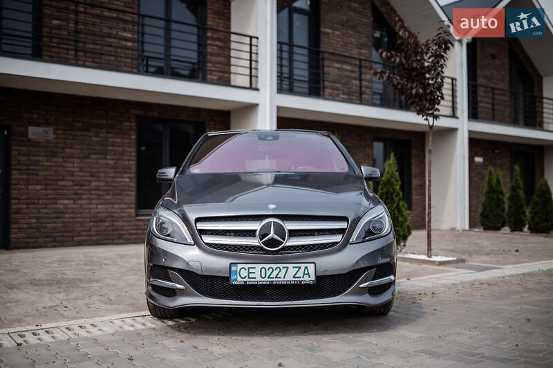 Хетчбек Mercedes-Benz B-Class 2016 в Чернівцях