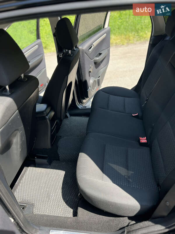 Хэтчбек Mercedes-Benz B-Class 2011 в Львове