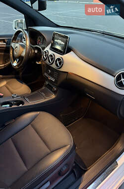 Хэтчбек Mercedes-Benz B-Class 2014 в 