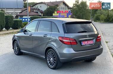 Хэтчбек Mercedes-Benz B-Class 2017 в 