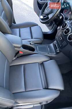 Хэтчбек Mercedes-Benz B-Class 2017 в 