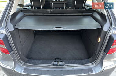 Хэтчбек Mercedes-Benz B-Class 2010 в 