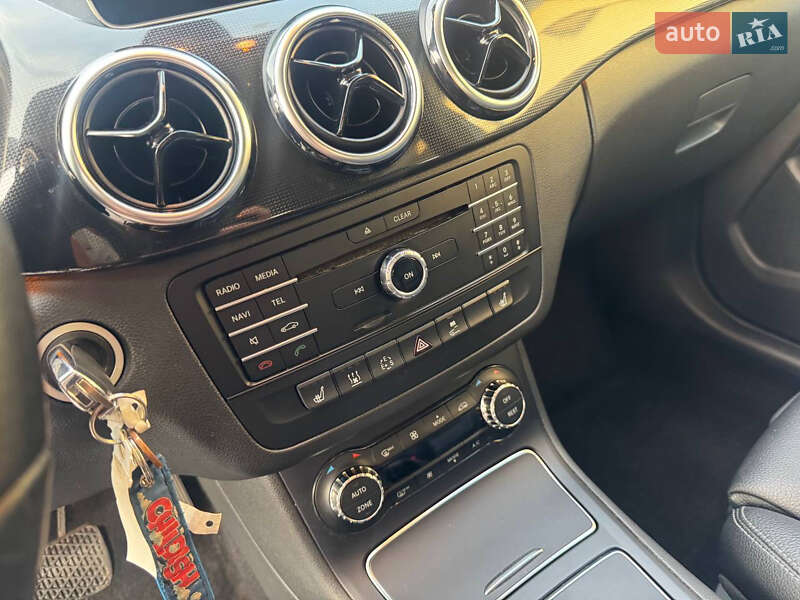 Хэтчбек Mercedes-Benz B-Class 2016 в Ковеле