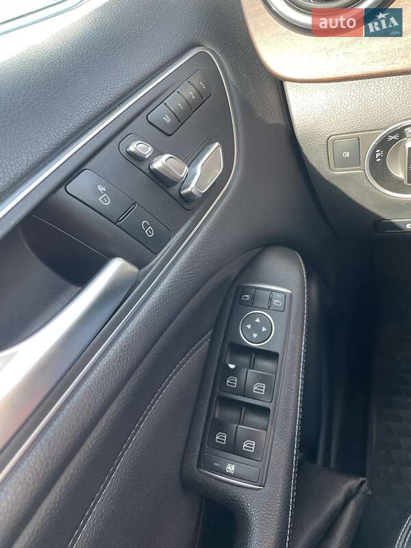 Хэтчбек Mercedes-Benz B-Class 2016 в Львове